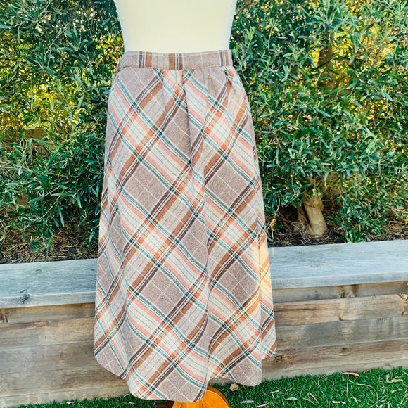 Alfred Paquette Brown Wool Skirt - Picture 6 of 8